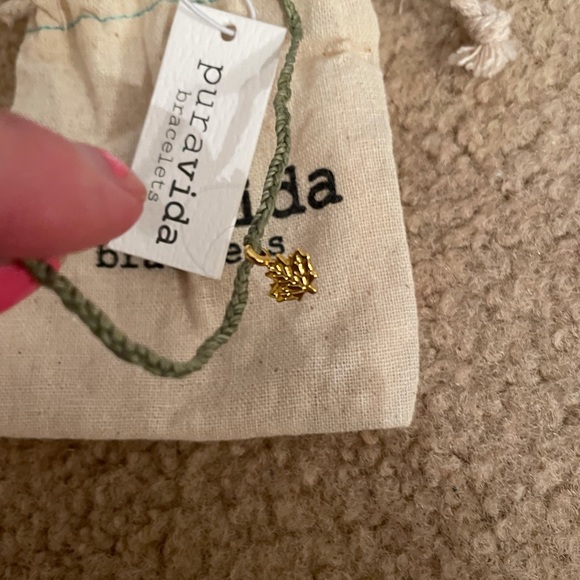 Pura vida braclet green leaf - Picture 2 of 3